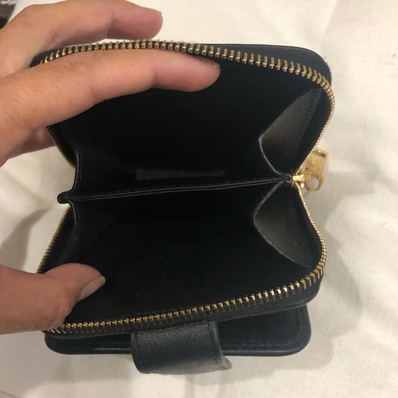 Yves Saint Laurent Black Wallet with Gold Accent - Picture 6 of 10